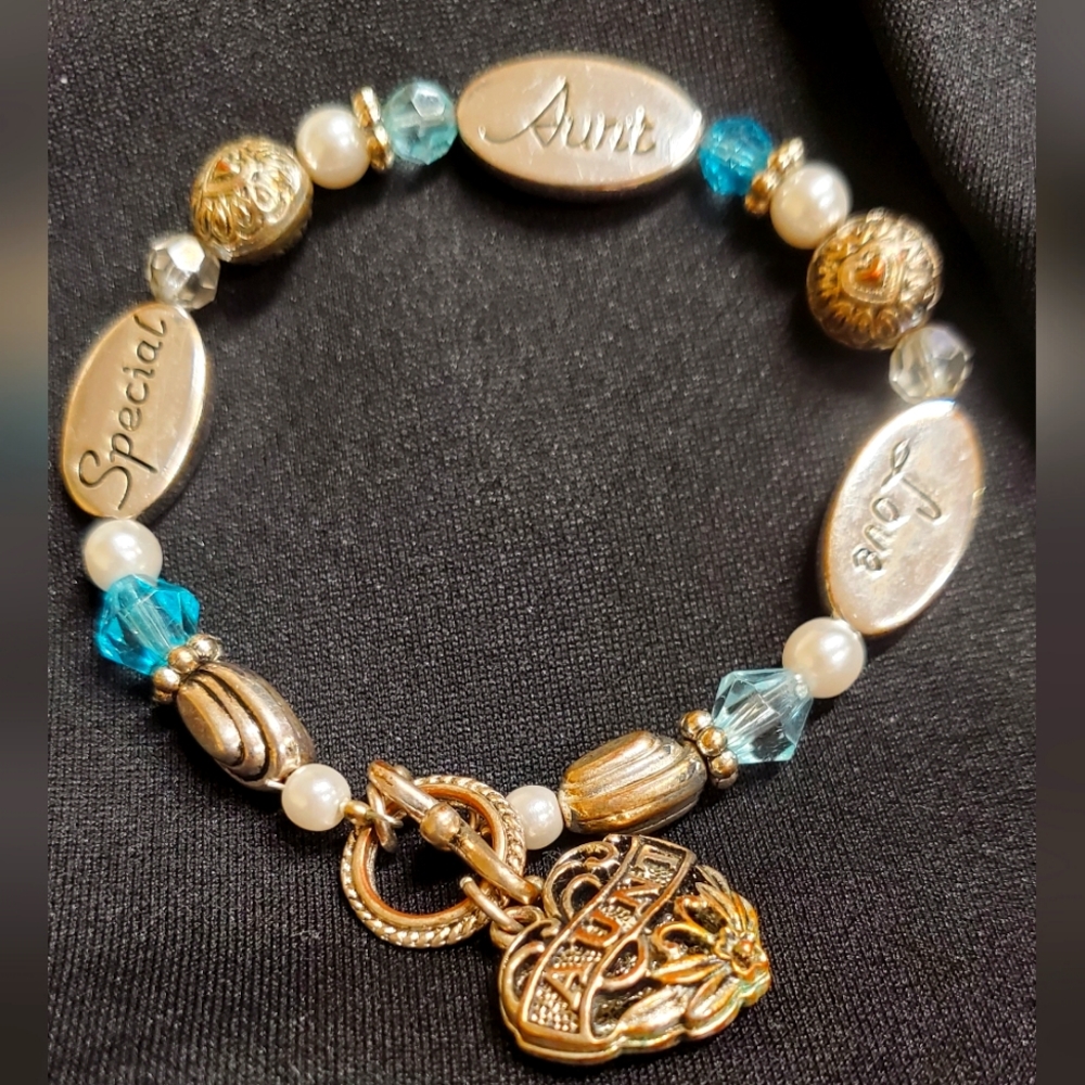 Special Aunt Blue Silver Keepsake Bracelet